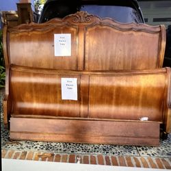*Free King Sized High End Headboard And Footboard Free* Redwood City, Easy pickup 