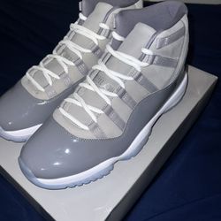 Jordan 12 Taxis , Jordan 12 Cherries, Jordan 12 French Blues,Jordan 11 Cool Grey’s 