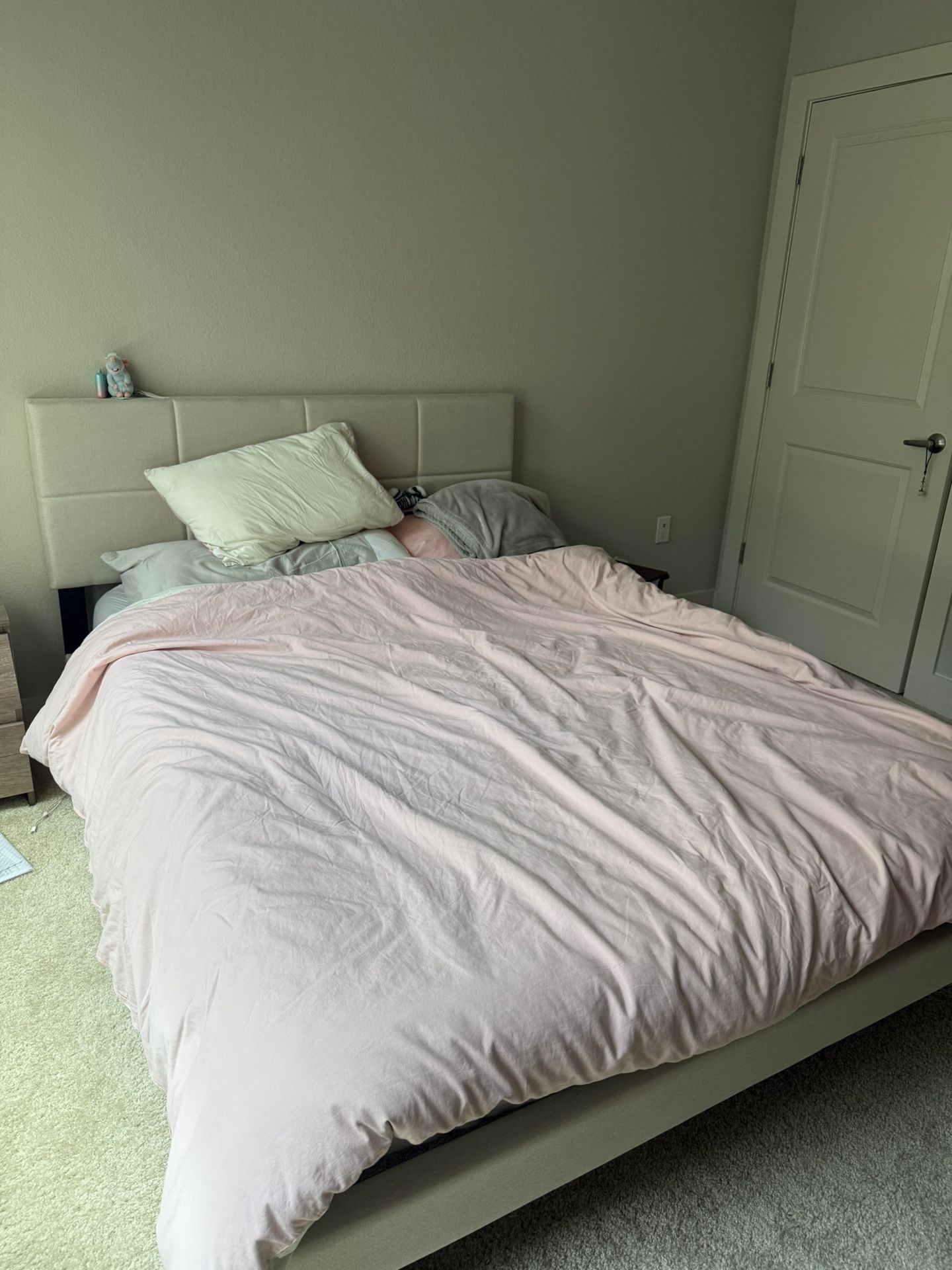 Queen Bed Frame + Mattress – Clean, Supportive, Includes Pillows