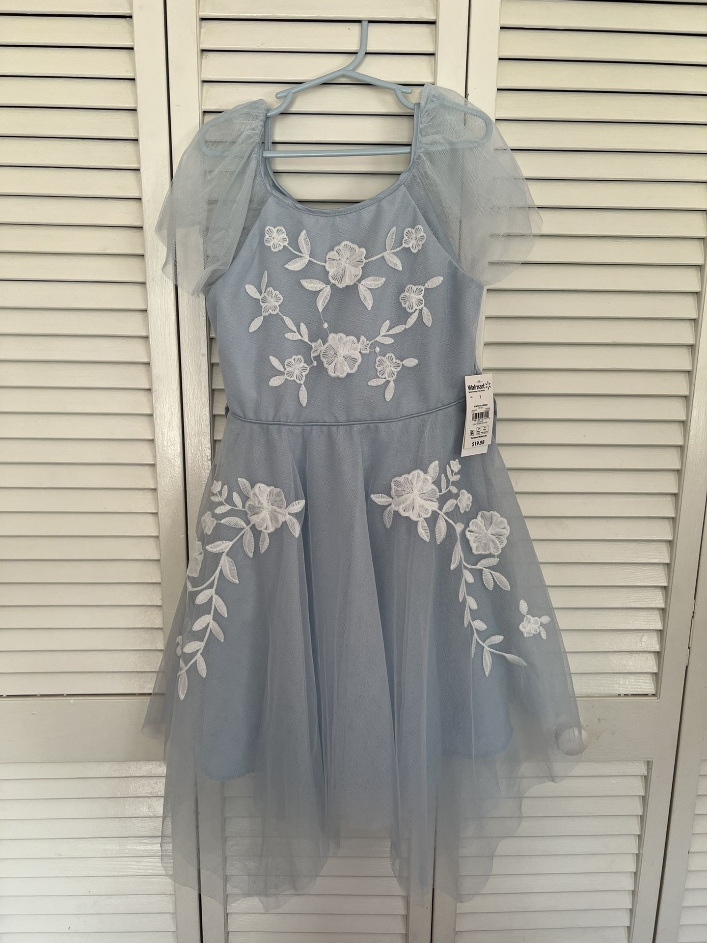 Brand New Dress (size 7)