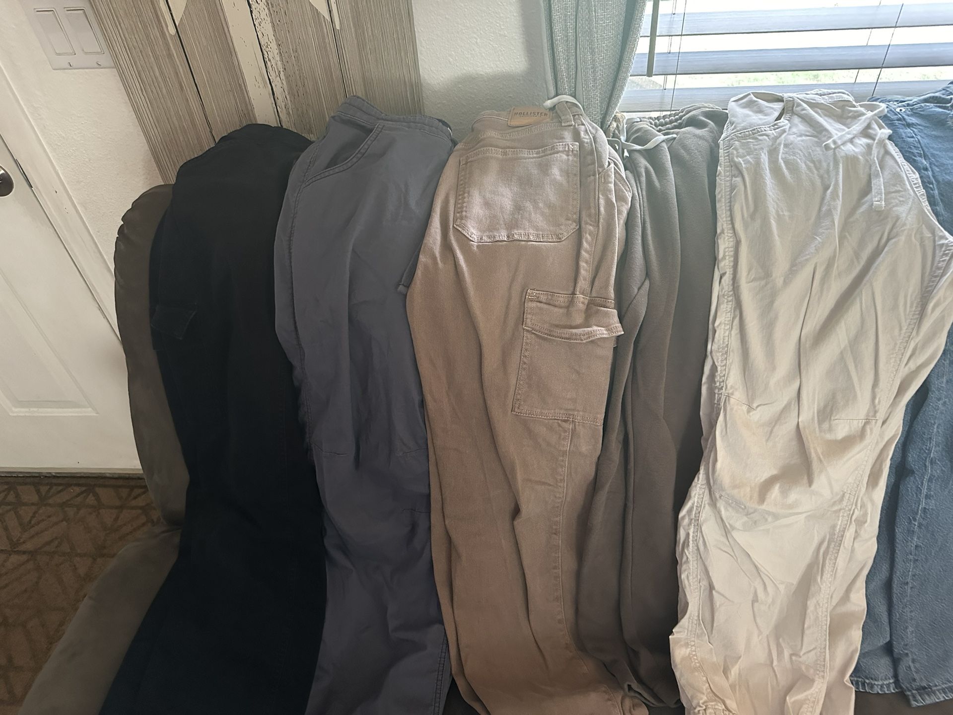 XX-small Women’s/ Juniors Aeropostale And Hollister Lot
