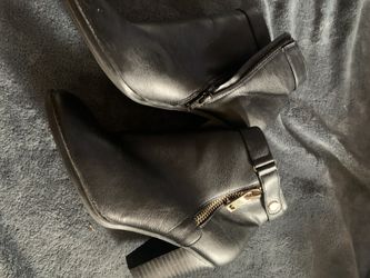 Boots women size 8