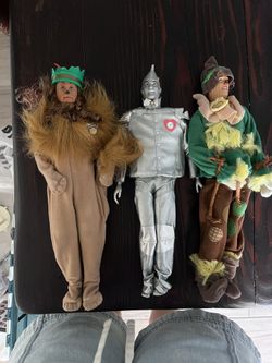 Vintage Barbie X Wizard Of Oz Dolls With Accessories 