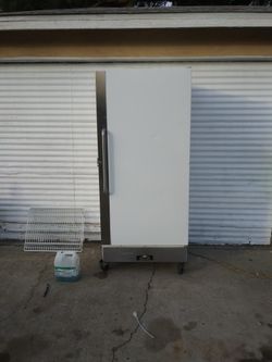 Artic Air Commercial Grade Freezer $250