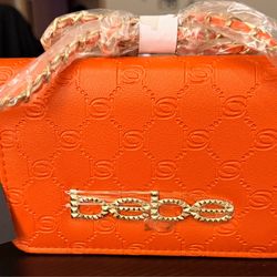 Bebe Orange Logo Crossbody Bag w/ Gold Chain | Bold Statement