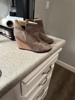 Women’s Boots 