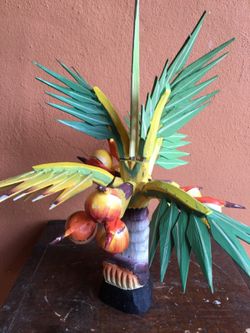 Coconut tree decor