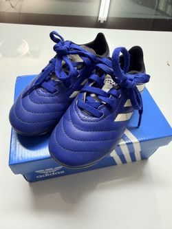 Adidas soccer cleats - size 10k for 3-5 year old