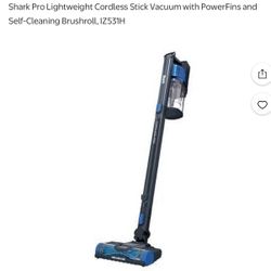 Shark Pro Lightweight Cordless Stick Vacuum with PowerFins and Self-Cleaning Brushroll, 12531H