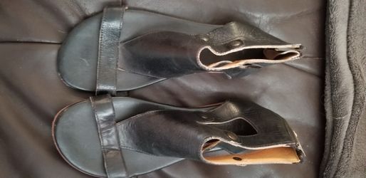 Women leather shoes size 9