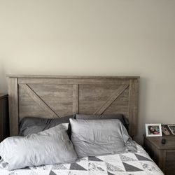  Bedroom Set For Sale