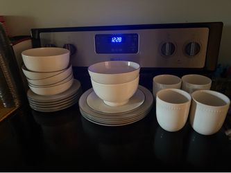 Mikasa White Ceramic Dinnerware Set