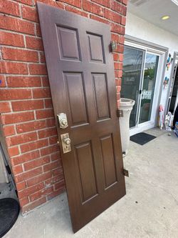 Luxury door, with mirror and solid wood