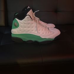 Jordan 13s Size 11 Green White 