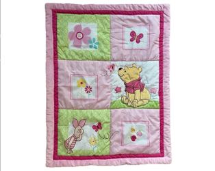 Vintage Girls Winnie The Pooh Crib Set and matching Lamp