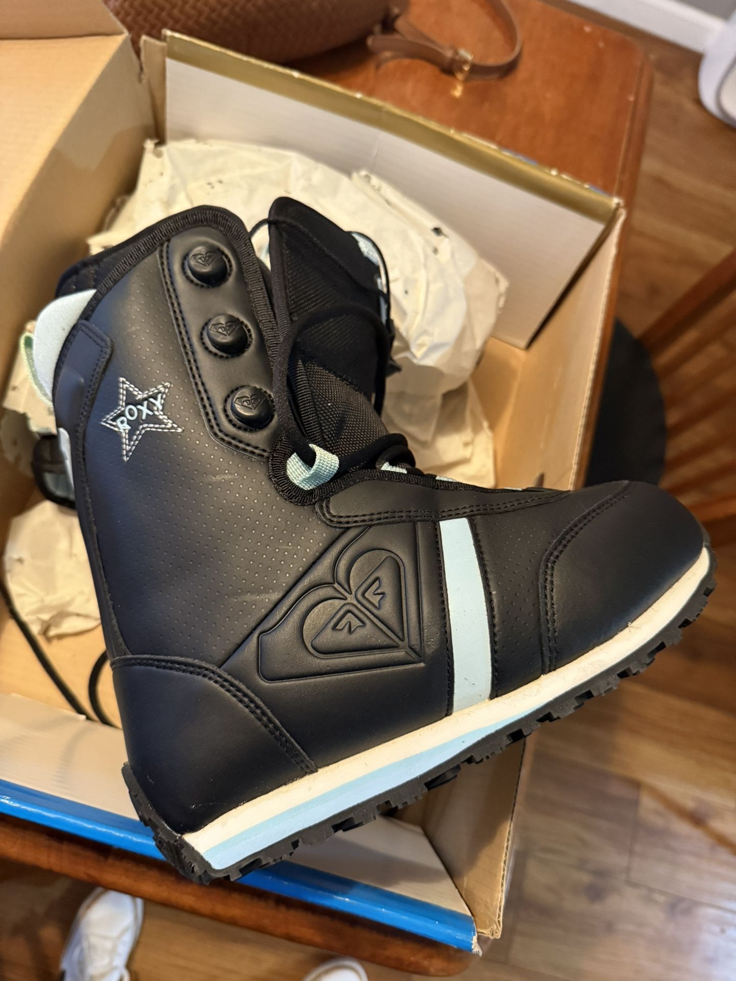 Roxy Snowboard Boots Women’s 6