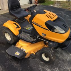 Cub cadet i1050 Zero turn Tractor 