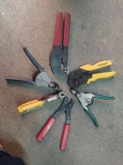 Pliers wire stripper crimps tools