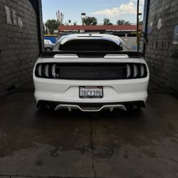 used 2016 Ford Mustang Ecoboost Premium 