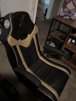 X Rocker Bluetooth Gaming Chair - Stereo Speakers & Subwoofer - Black & Gold