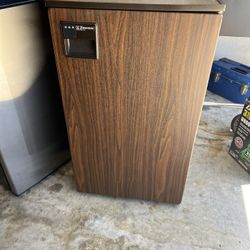 Mini Fridge