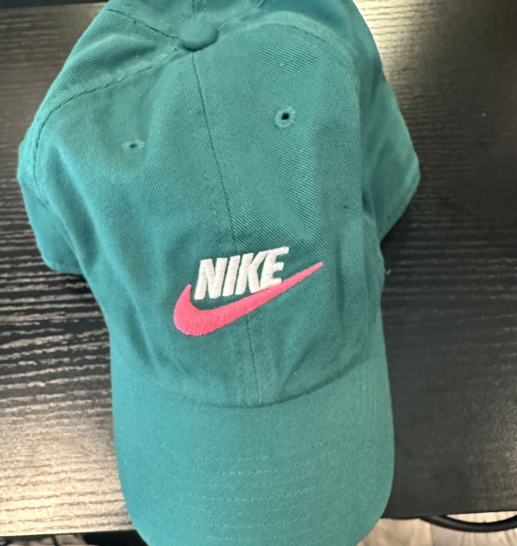 Women’s Nike Cap