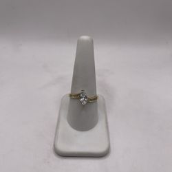 10kt Gold Engagement Style Ring