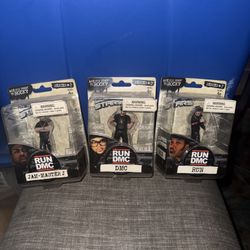 Super Stars Series 2 – RUN DMC (Run, DMC, Jam-Master Jay) Manufacturer: Super Stars / Neca-style Music Figures Each figure: 1 Piece Collector’s Figure