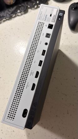 Microsoft Xbox One S Console 2T