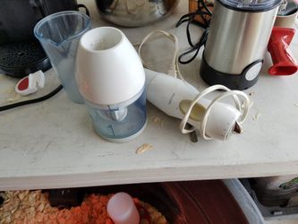 Phillips hand mixer/ chopper