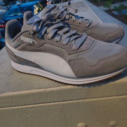 Men’s pumas 