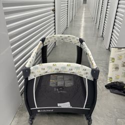 Baby trend Pack n Play Elephant design 🐘