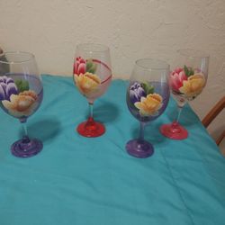 Flower Designed Wine Glasses