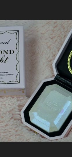 Too Face Diamond Highlighter