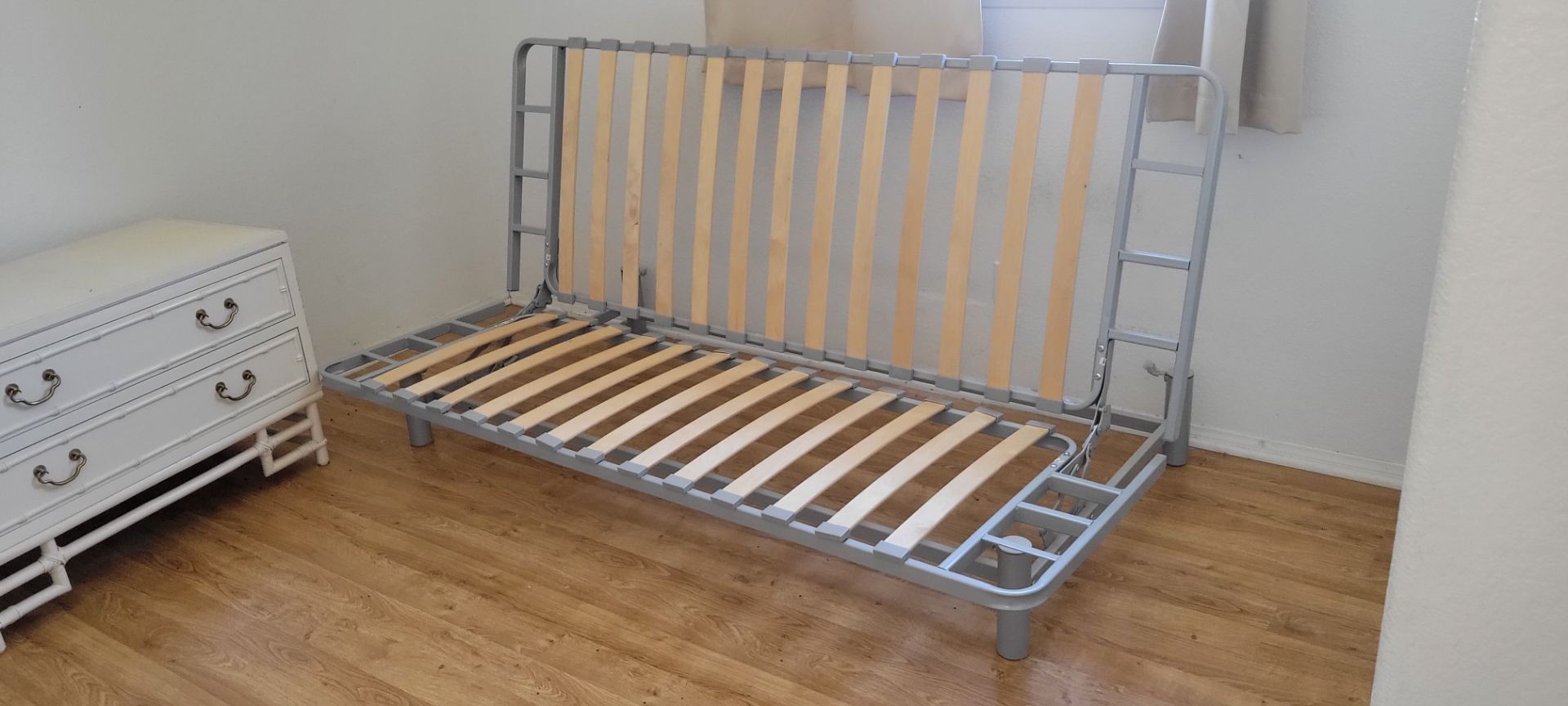 Sofabed base queen size it works