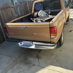 2000 Mazda Truck