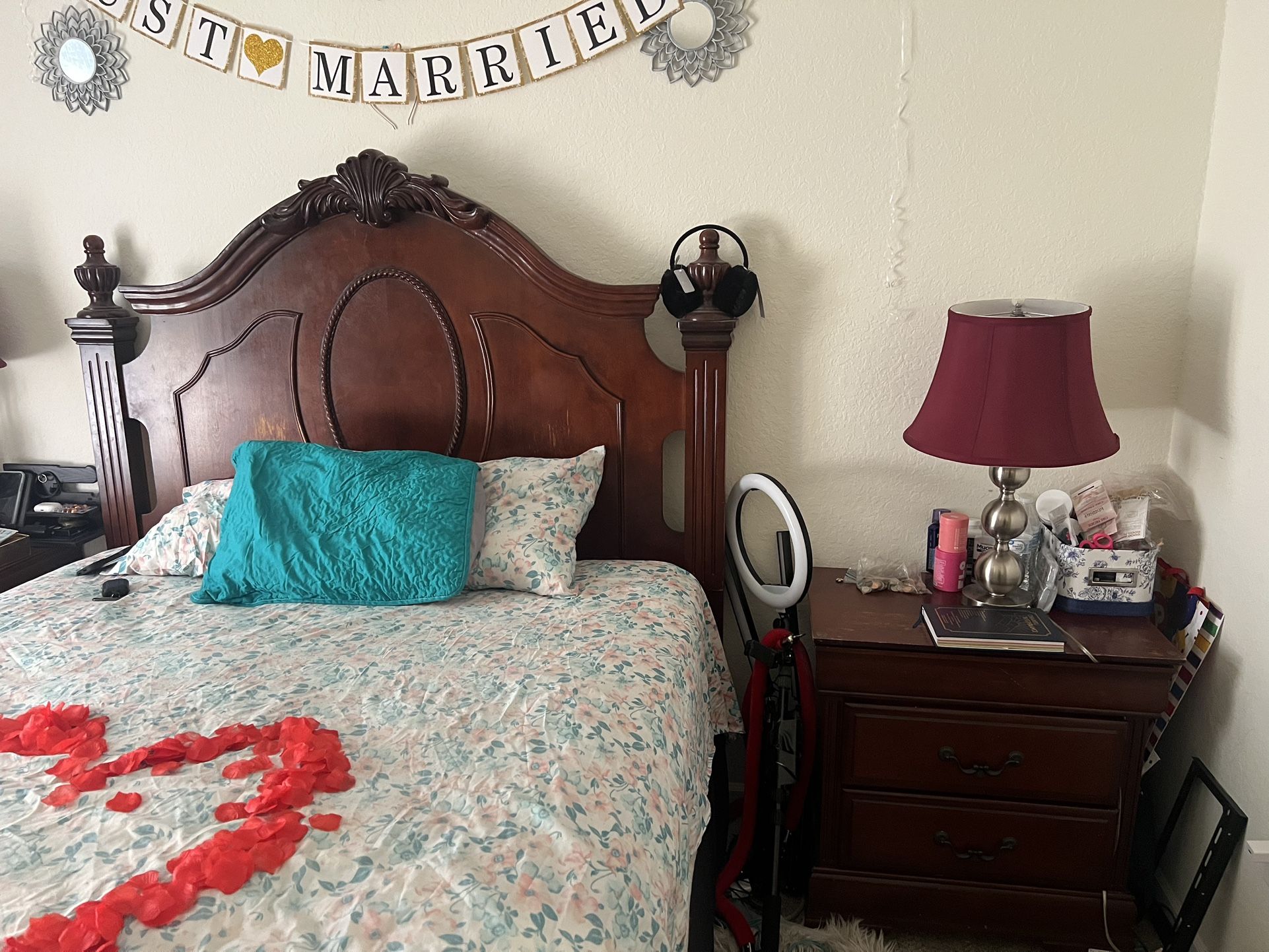 Queen Bedroom Set For Sell