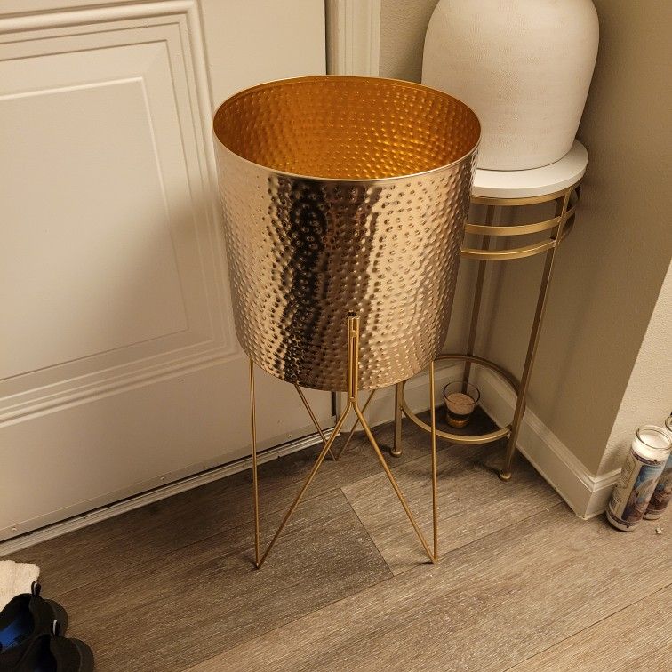 Planter / Pot New