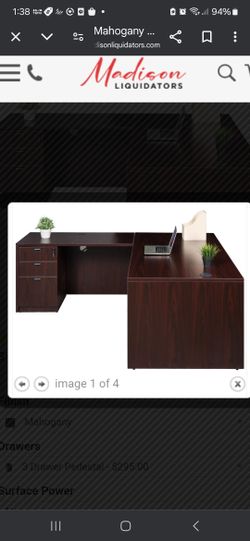 Office desk
With drawers