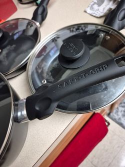 POTS WITH LIDS