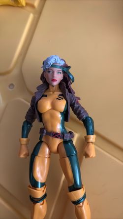 Marvel Legends Rogue X-Men Action Figure