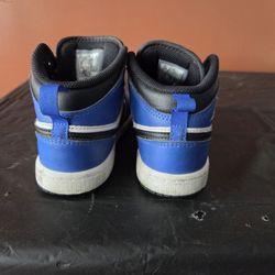 Jordan 1s Youth Shoes 