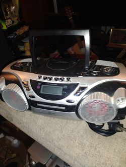I have two vintage old school get a blasters am FM cassette stereo both work great $100 for both for $60 each no less and it's a very very nice boombo