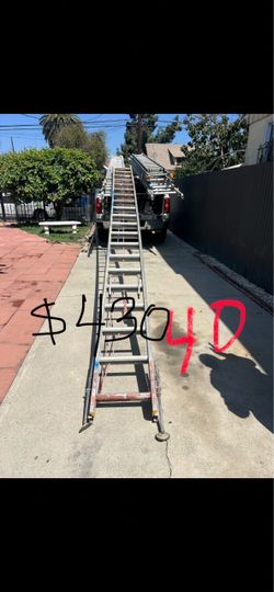 Excellent Condition 40ft and more sizes available Aluminum extension ladders