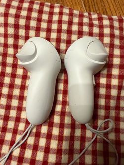 Meta - Quest 3 512GB | Virtual Reality Headset Without Wires - Thirty Percent Sharper Resolution - 2X Graphical Processing - White