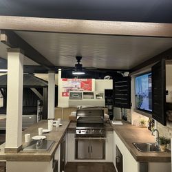 Outdoor Kitchen 10x10 