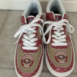 Women’s San Francisco 49!er tennis shoes