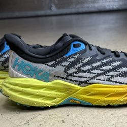  Hoka running shoes