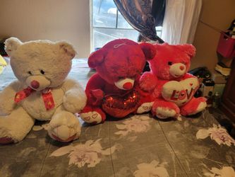 Peuches $15  X Los 3
