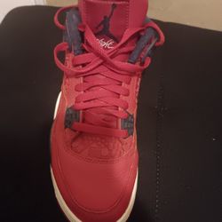 Jordan Retro Fiba 4